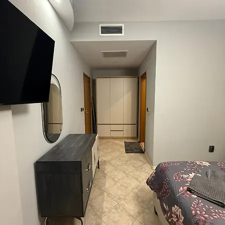 Ys Platinum Apartment Slantschew brjag